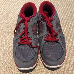 Men’s size 11 Nike Dual Fusion